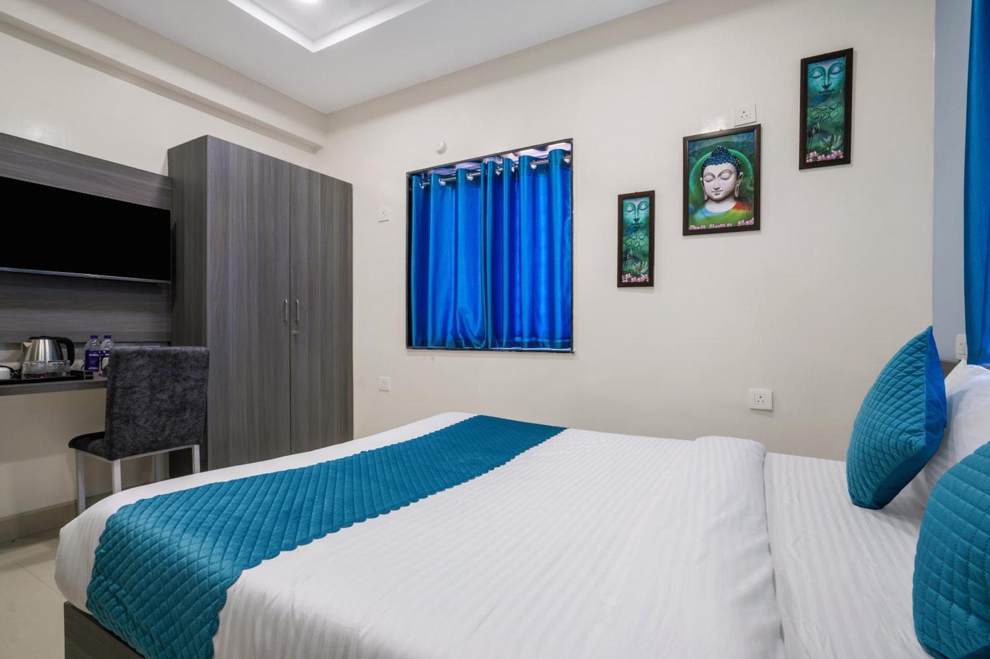 The Balcony Suites Hyderabad Exterior foto