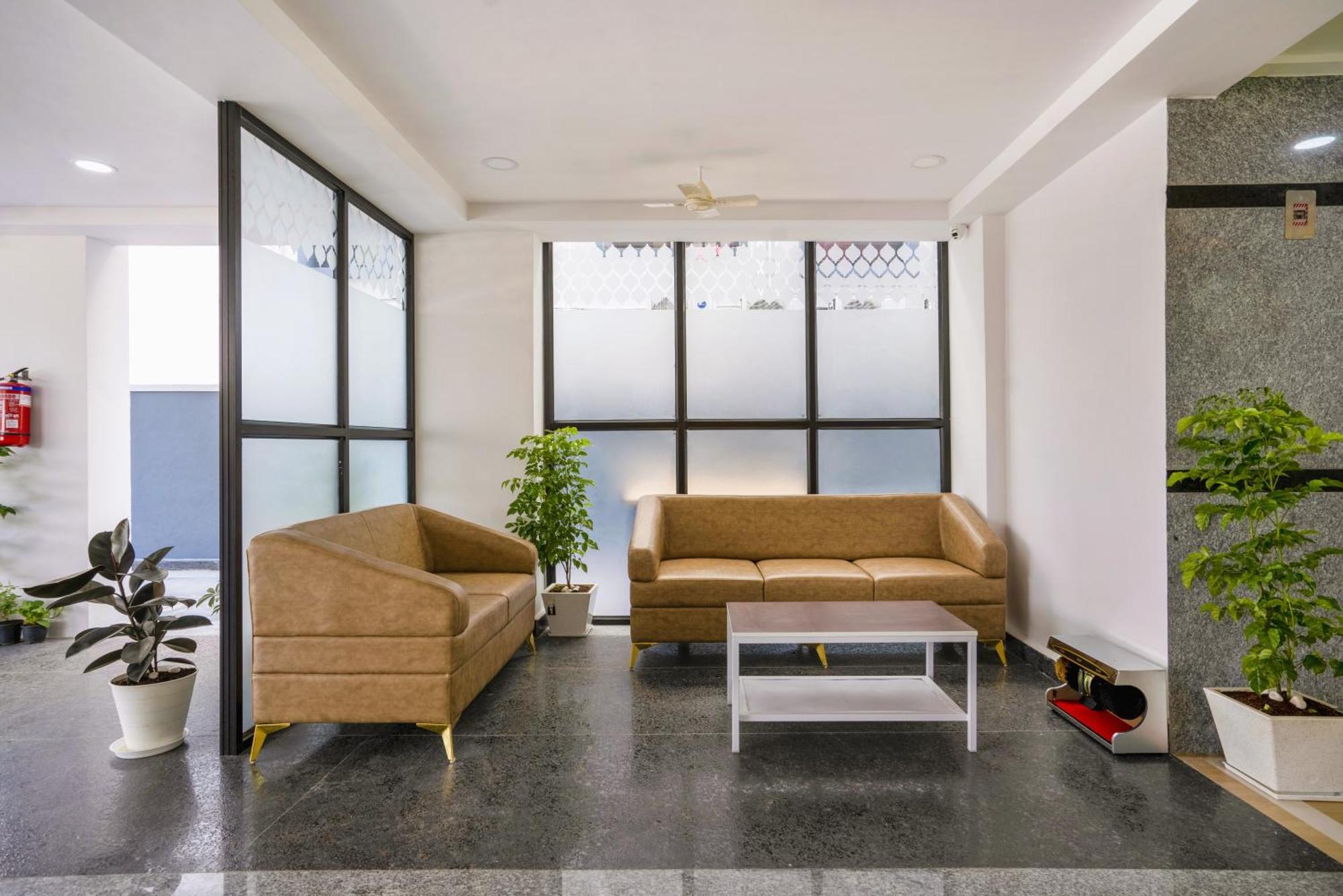 The Balcony Suites Hyderabad Exterior foto